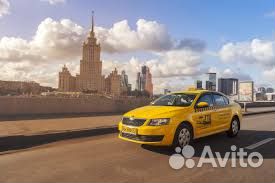 Водитель Яндекс Такси с личным авто