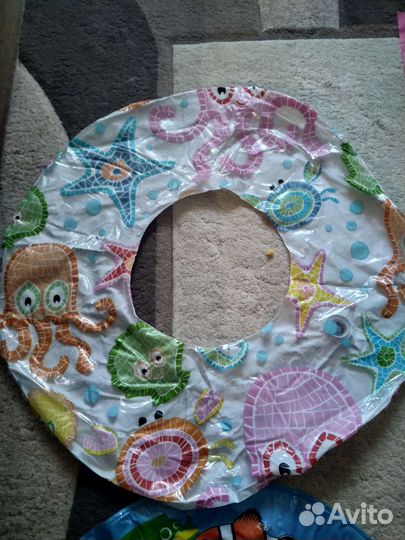 Надувной матрас, круг, жилет