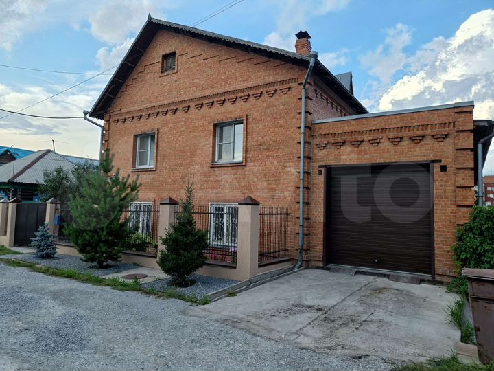 Дом 150 м² на участке 6 сот.