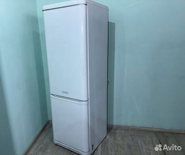 Холодильник hotpoint ariston бу