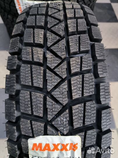 Maxxis SS-01 Presa SUV 205/70 R15 96Q