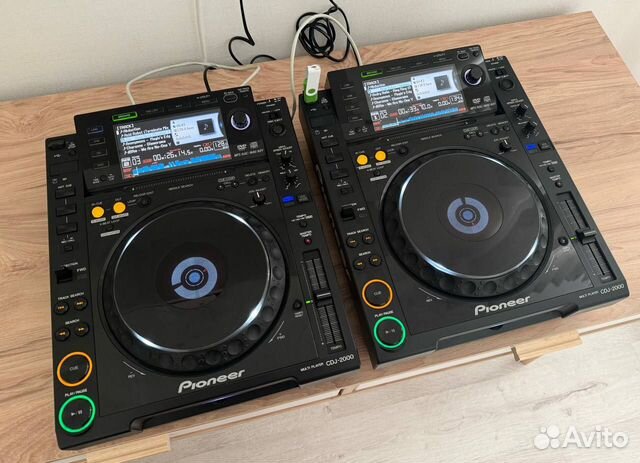 Pioneer CDJ-2000