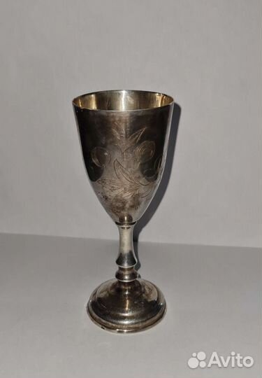 Серебряная рюмка