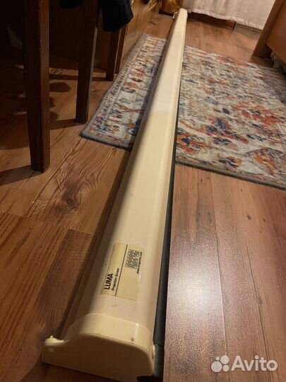 Экран Luma для проектора рулонный 106 дюймов