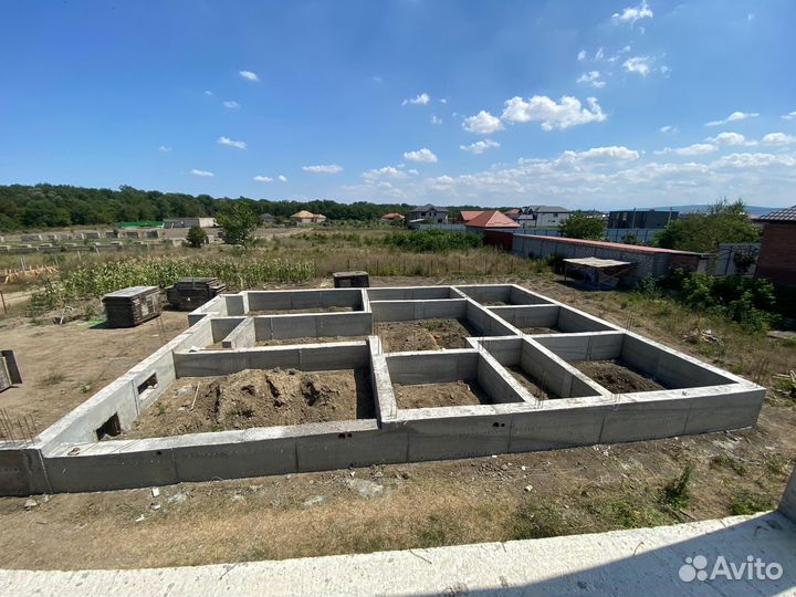 Заливаем фунтамен