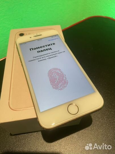 iPhone 8, 64 ГБ