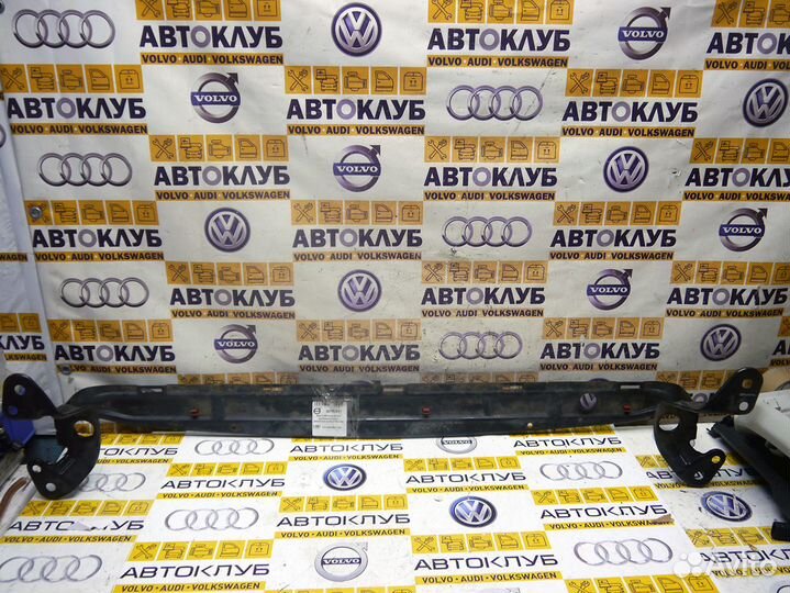 Планка телевизора Вольво S40-2 V50