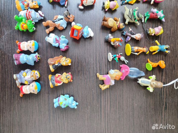 Игрушки из киндер сюрприза пакетом