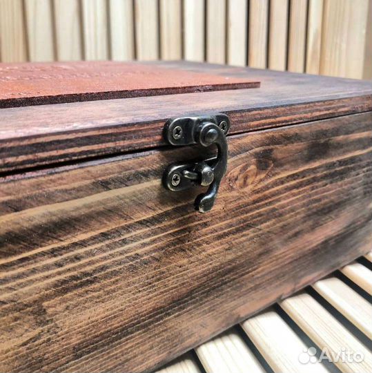 Подарочный короб 