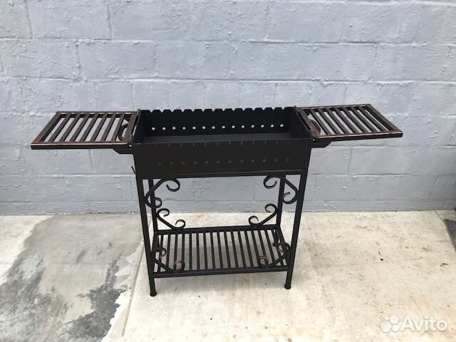 Мангал № 0004/2 с полками столиками