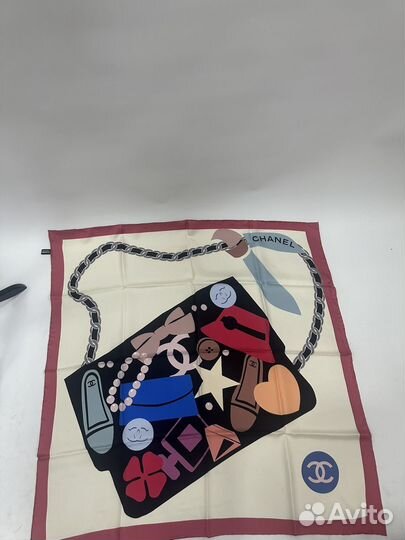 Шелковый платок chanel
