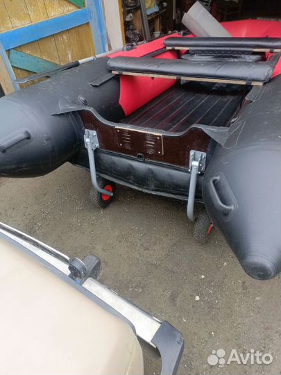 Лодка Хантер 380про