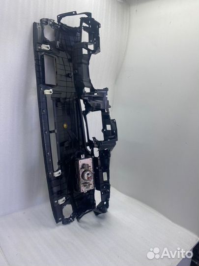 Торпедо с подушкой переднее Toyota Camry V70/V75