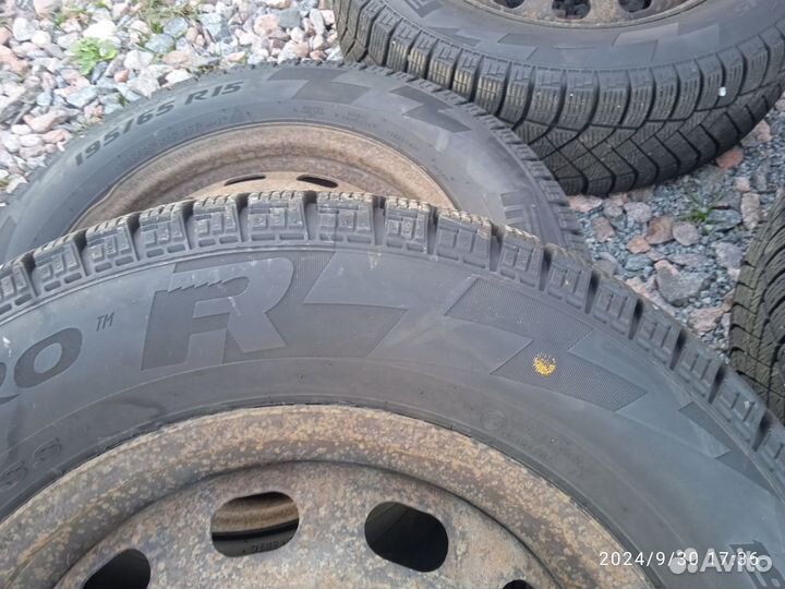 Pirelli Ice Zero FR 195/65 R15 95T