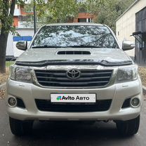 Toyota Hilux 2.5 MT, 2013, 225 007 км, с пробегом, цена 2 290 000 руб.