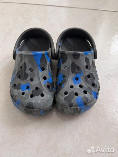 Crocs