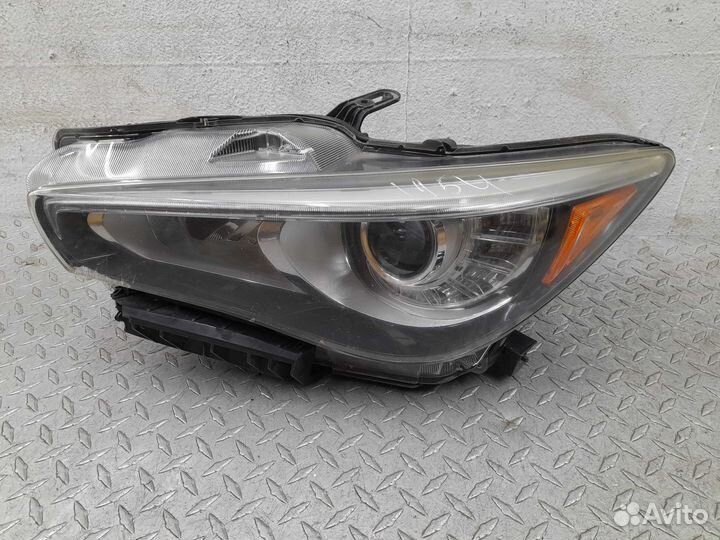 Фара левая Infiniti Q50