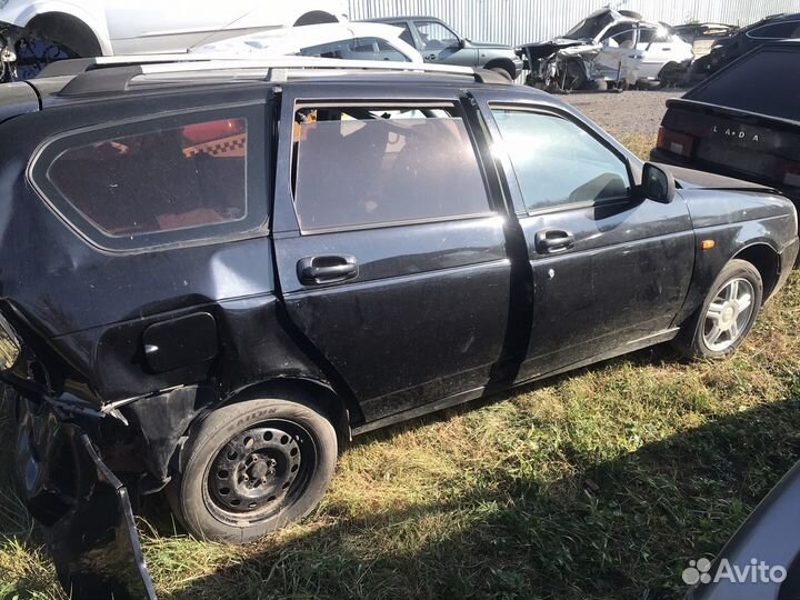 LADA priora разбор по запчастям