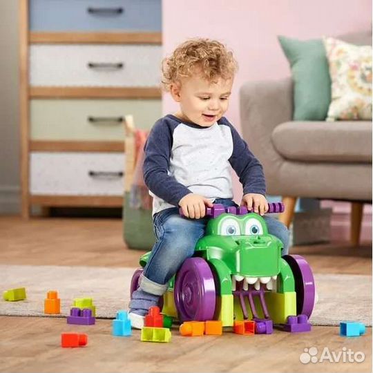 Машинка-каталка крокодил