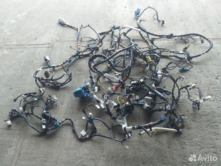 Проводка салона Toyota Highlander 2