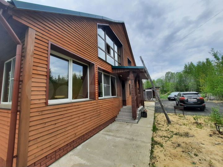 Дом 168 м² на участке 15 сот.