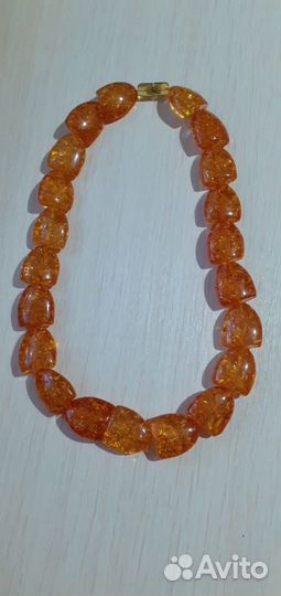 Янтарные бусы