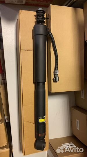 Задняя пневмостойка Land Rover Discovery 3/4 с ACE