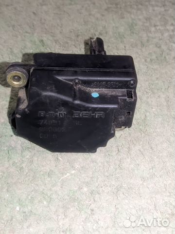 Моторчик заслонки отопителя Volvo XC90 s 80