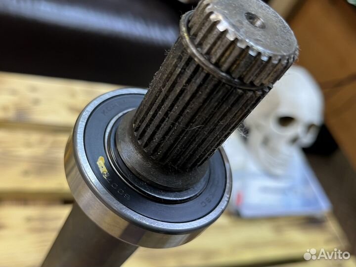 Полуось переднего моста правая Actyon 4136008110