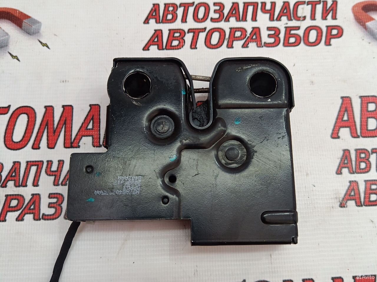 Замок капота Voyah Free дорест