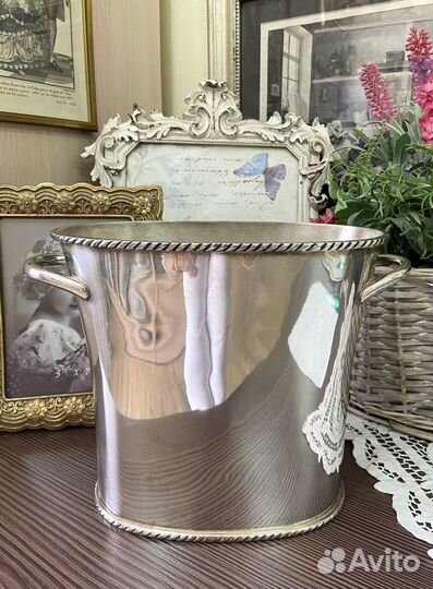 Куллер для охлаждения шампанского. серебрение