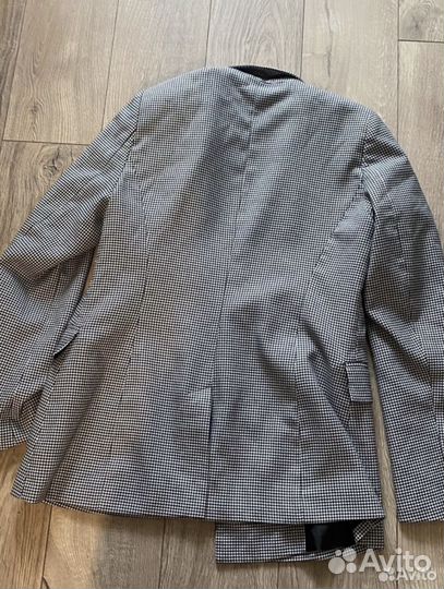 Костюм осенне-весенний р-р 44-46