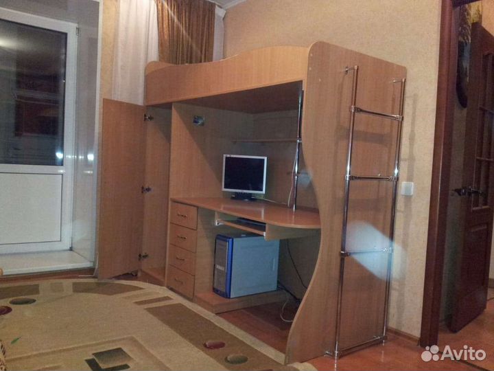 Детская кровать горка (шкаф, стол, спальное место)