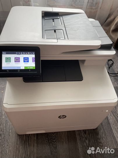 Цветной лазерный принтер мфу