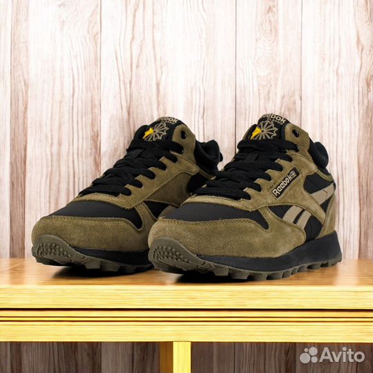 Кроссовки зимние Reebok Classic Utility Suede