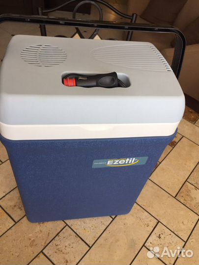 Холодильник Ezetil