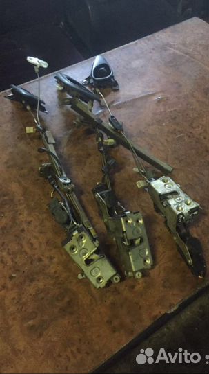 Замки на двери Chevrolet Niva