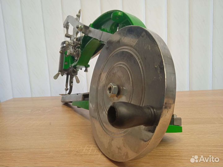 Машинка швейная Версаль обувная