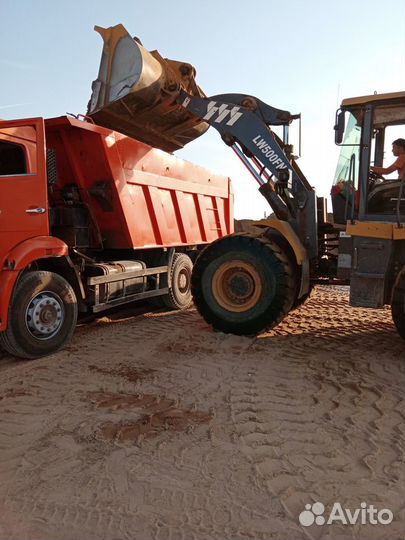 Песок щебень грунт.аренда Самосвала 20 м3