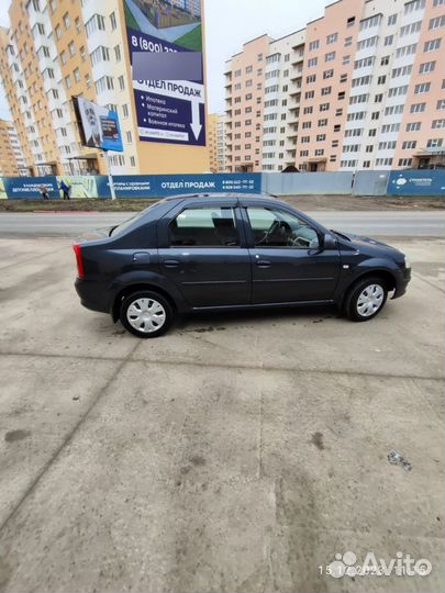 Renault Logan 1.6 AT, 2011, 190 000 км