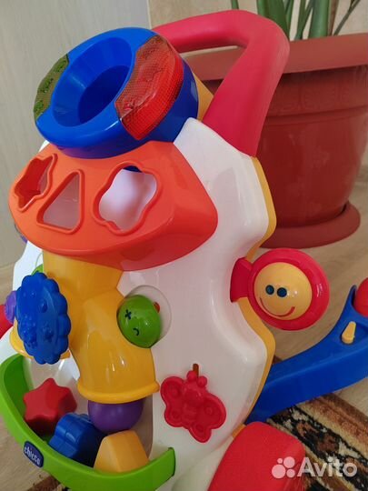 Ходунки каталка с ручкой детские chicco