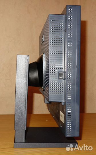 Монитор Nec 1980 FXi