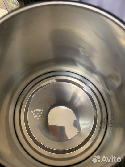 Электрочайник ввк EK1760S черный и серебристый