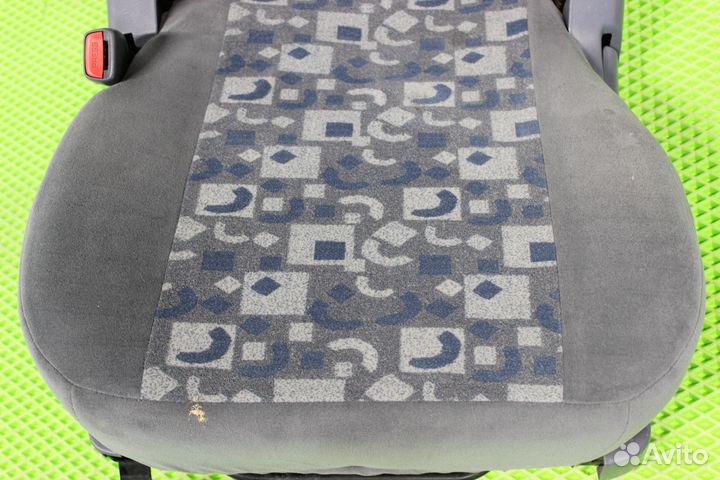 Сидение переднее левое Toyota Town Ace Noah SR50