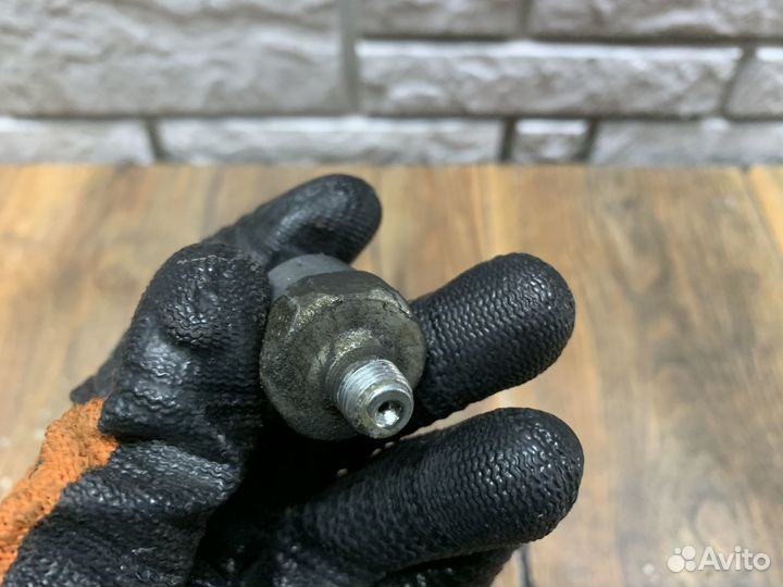 Land Cruiser Prado 150 Датчик давления масла