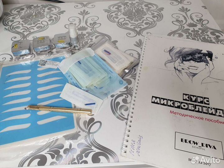 Машинка для татуажа и набор к ней