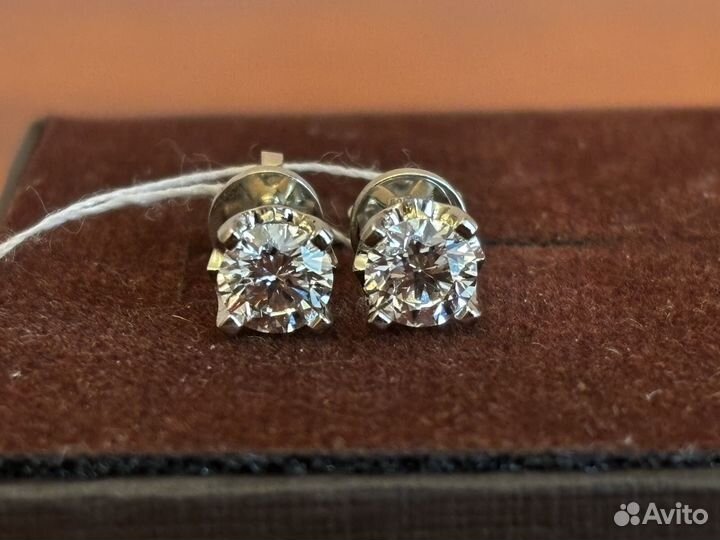 Золотые серьги с бриллиантами 1.01 ct