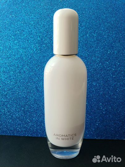 Clinique aromatics in white