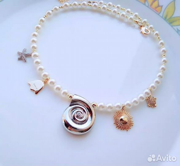 Колье чокер с ракушкой