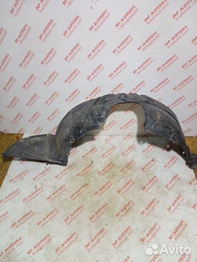Подкрылок передний правый Mazda 3 BK LF 2.0 2007